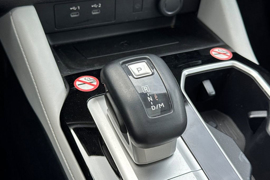 Used 2025 Mitsubishi Outlander SEL AWD/4WD image 23