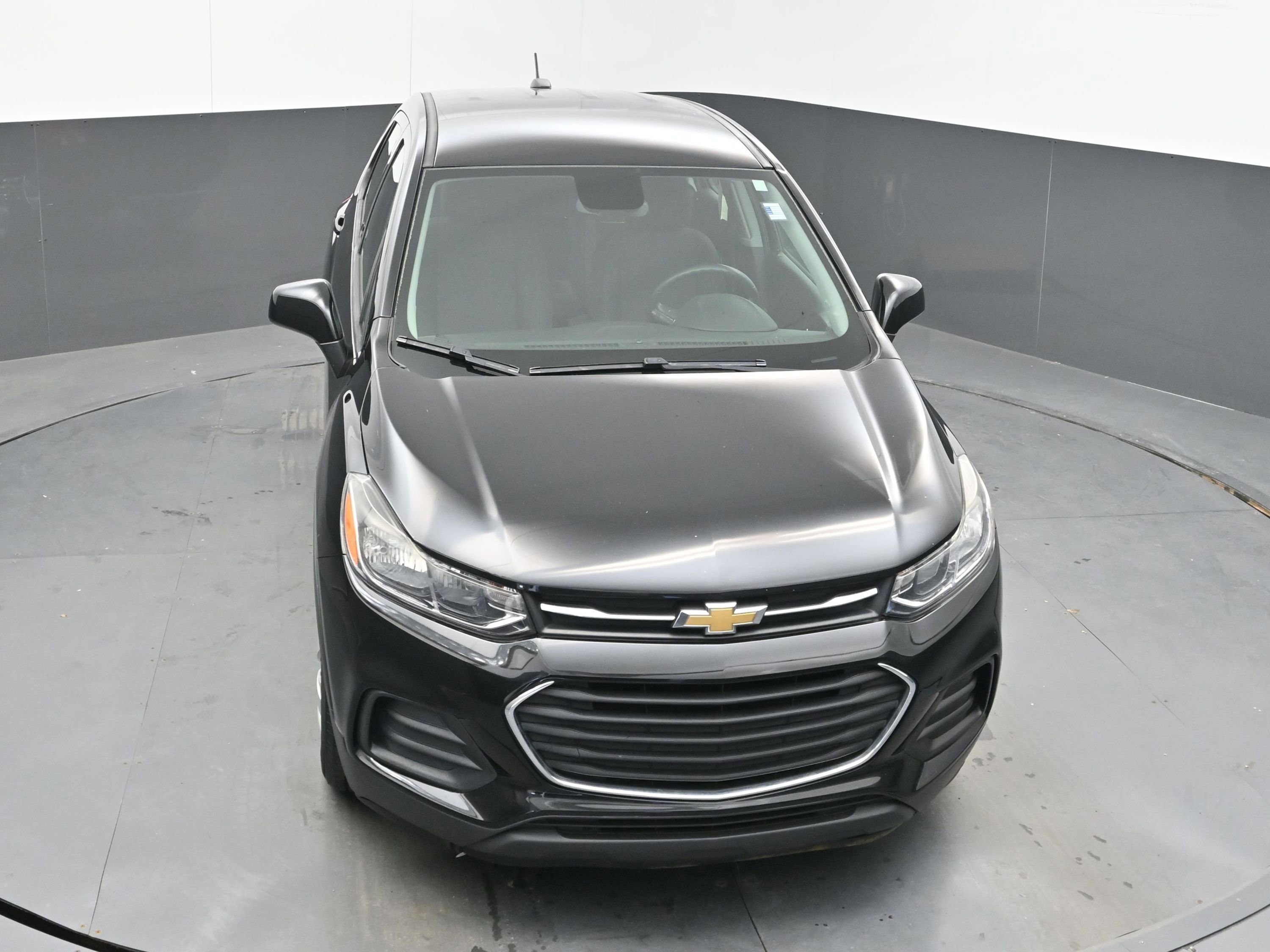 Used 2018 Chevrolet Trax LS image 27