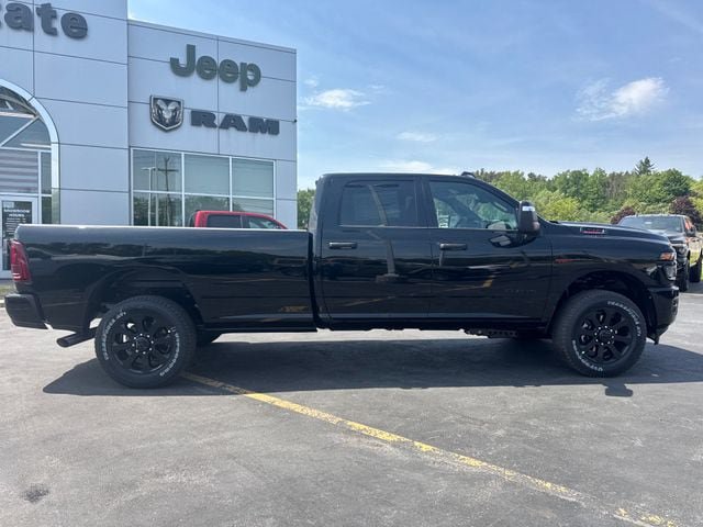 New 2026 RAM 3500 Big Horn AWD/4WD image 10