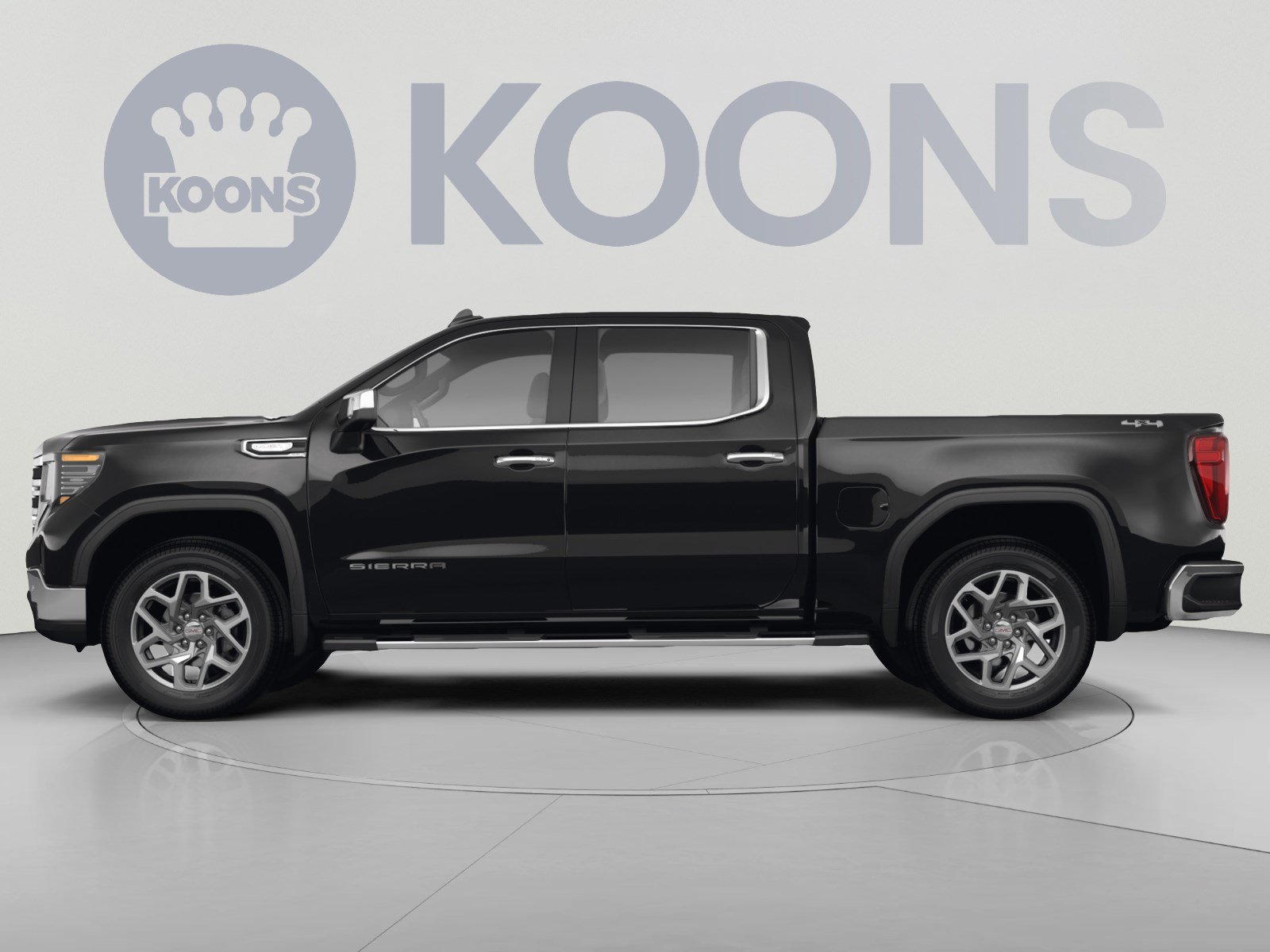 Used 2025 GMC Sierra 1500 SLT AWD/4WD image 2