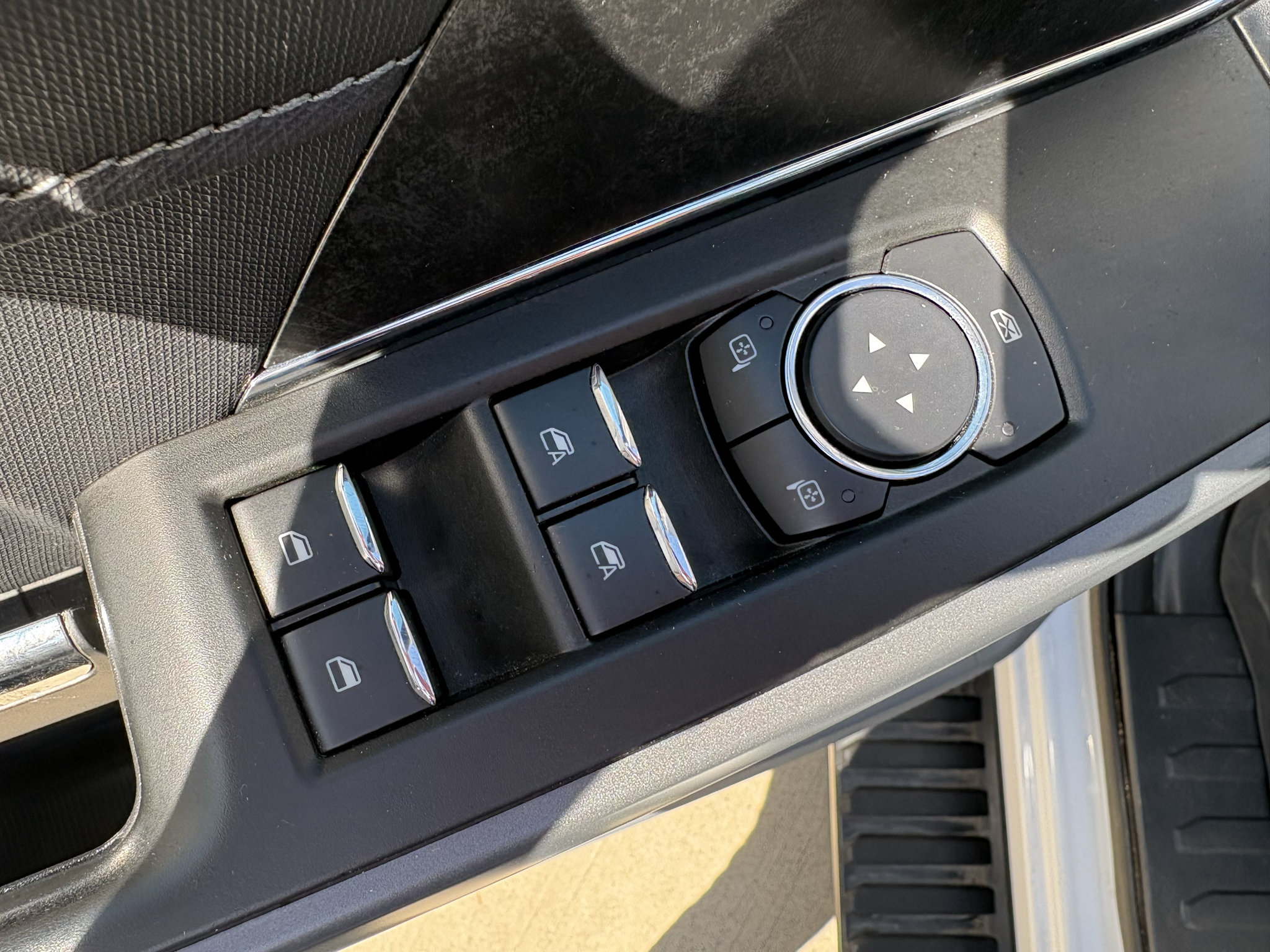 Used 2022 Ford F150 XLT w/ Equipment Group 301A Mid RWD image 11