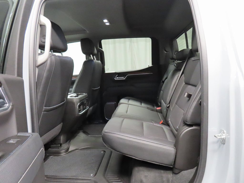 Used 2025 GMC Sierra 1500 Denali AWD/4WD image 10