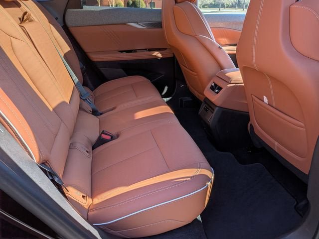 New 2026 Cadillac Optiq Luxury 2 RWD image 32