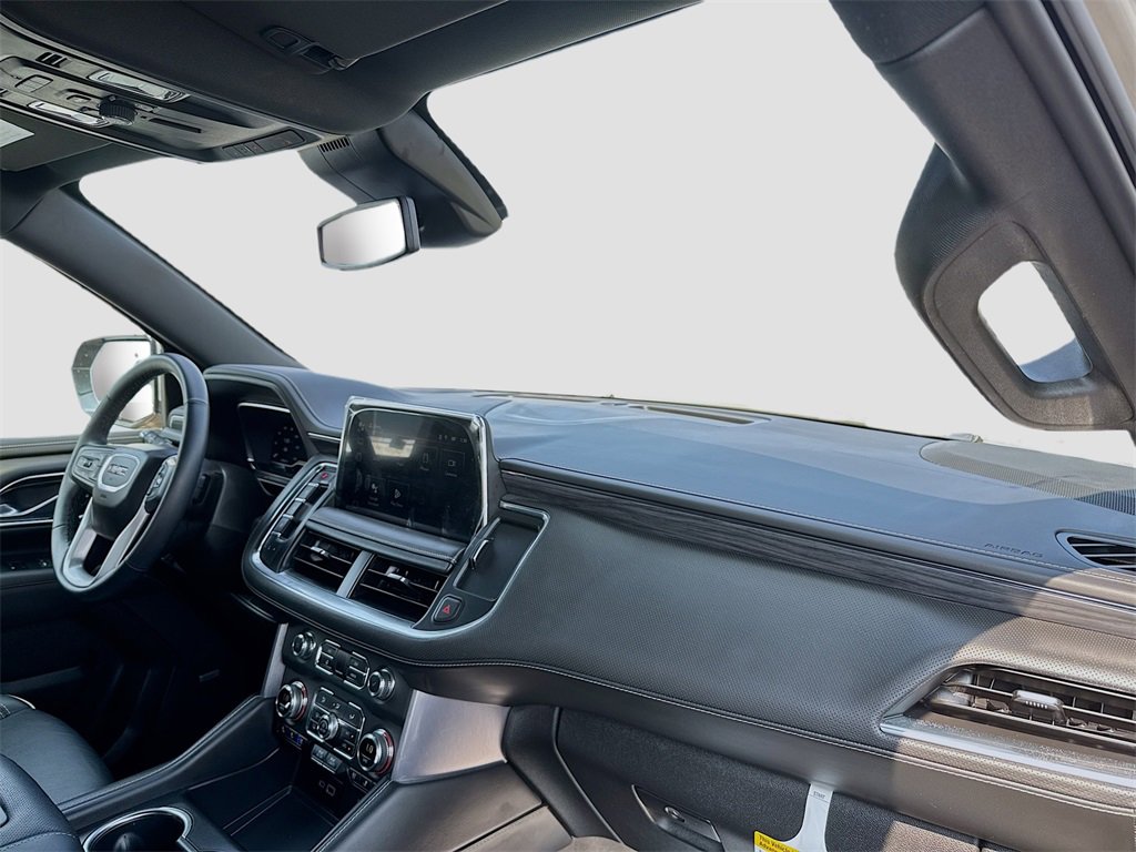 Used 2024 GMC Yukon XL SLT w/ SLT Luxury Package image 24