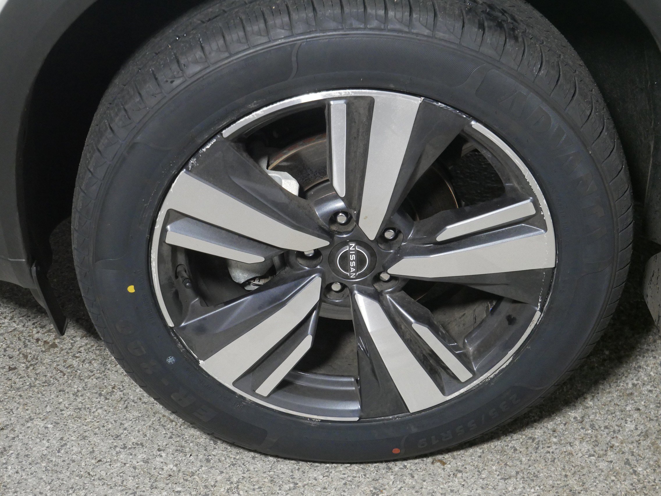 Used 2023 Nissan Rogue SL w/ SL Premium Package image 15