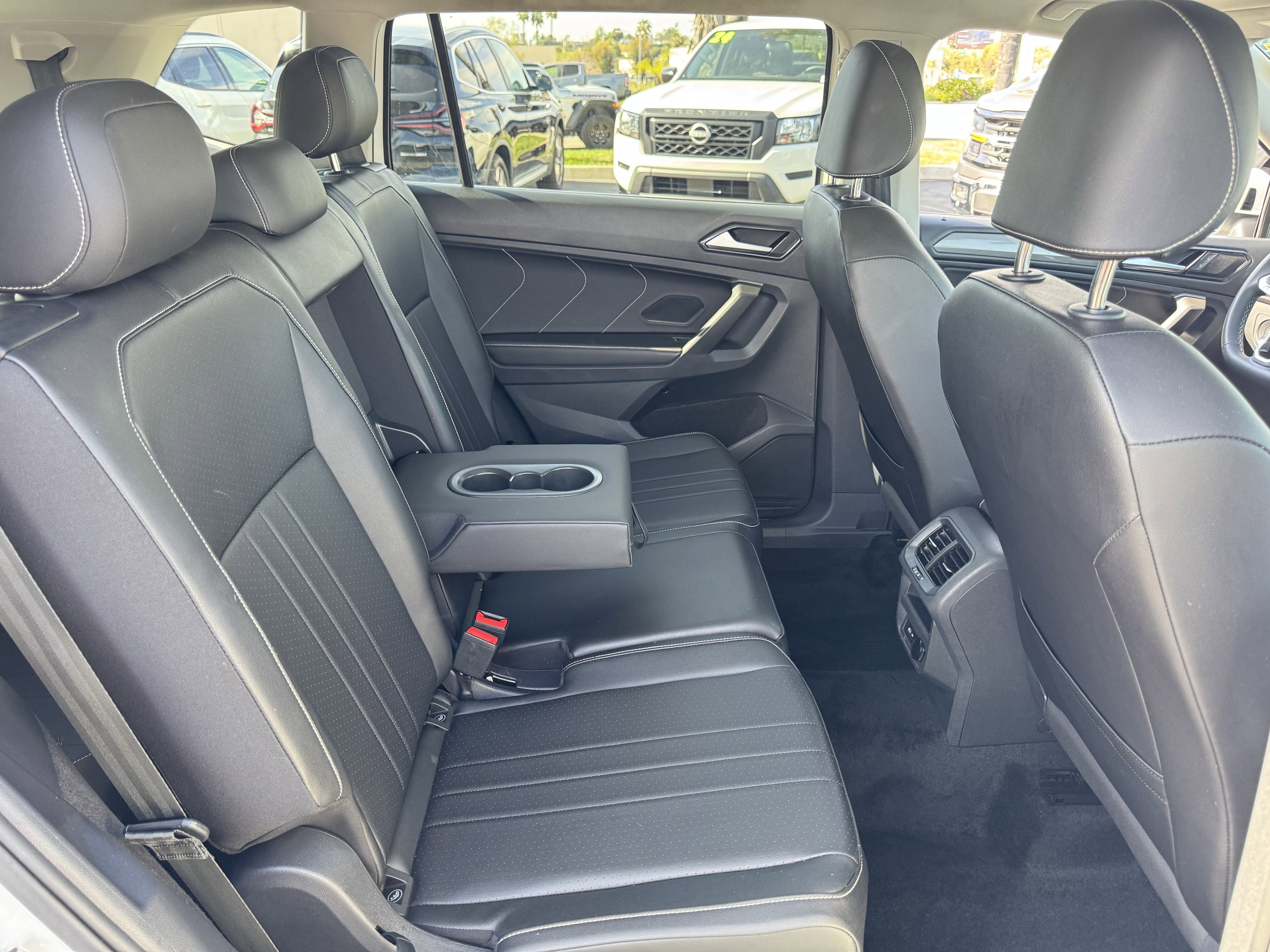 Certified 2023 Volkswagen Tiguan SE w/ Panoramic Sunroof Package image 36