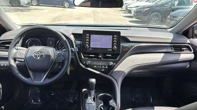 Used 2023 Toyota Camry SE FWD image 12