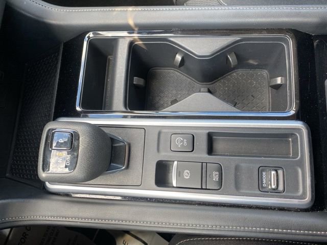 Used 2025 Nissan Pathfinder SV image 29