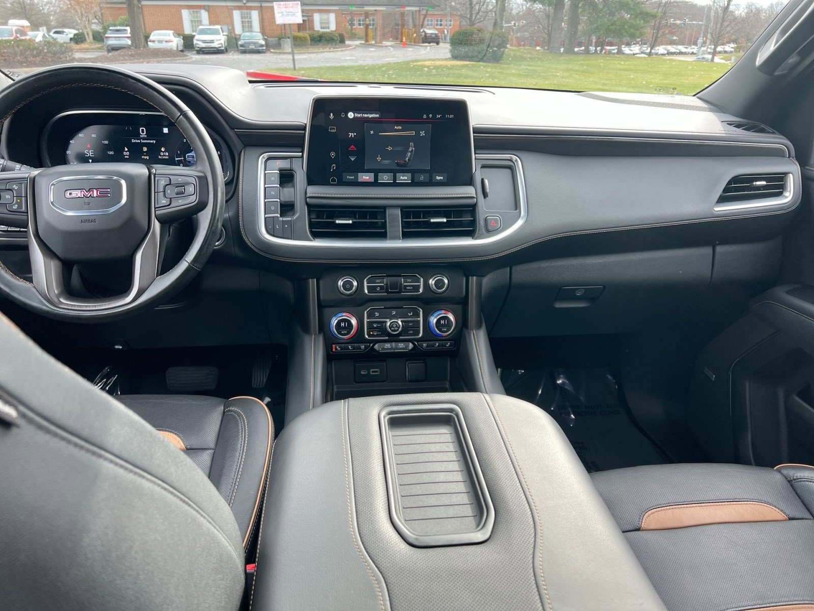 Used 2023 GMC Yukon XL AT4 w/ AT4 Premium Package image 20