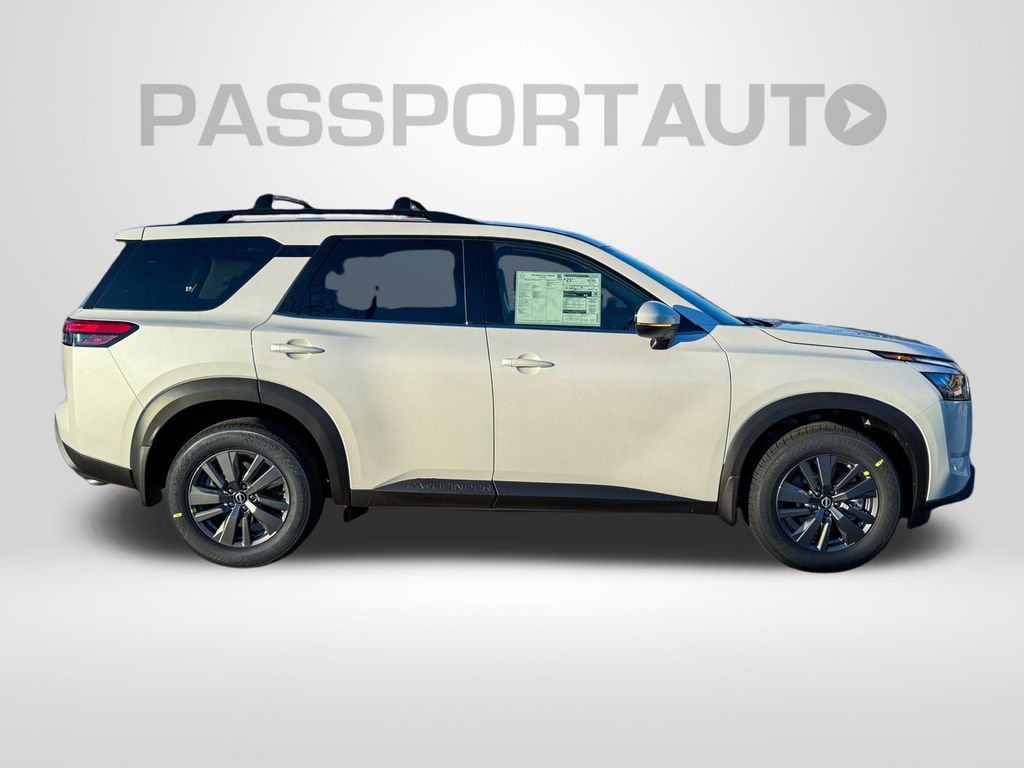 New 2025 Nissan Pathfinder SV w/ Cargo Package image 4