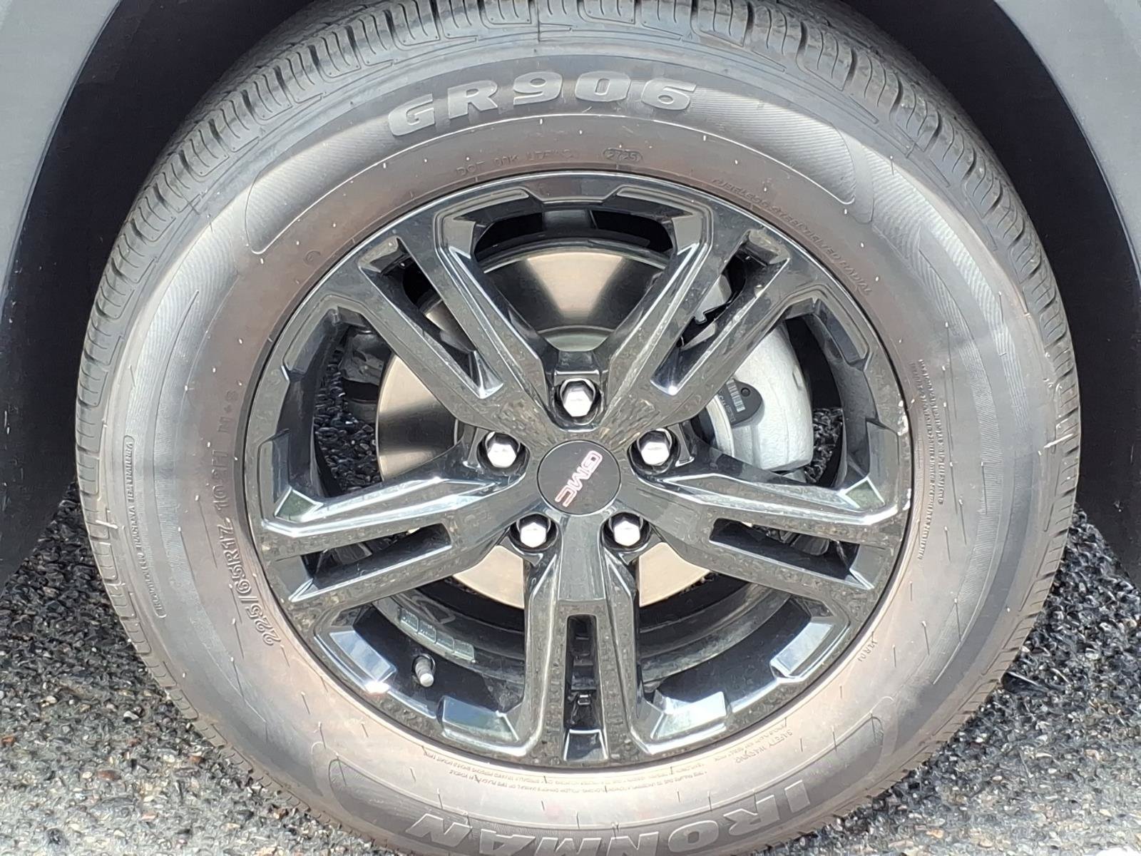 Used 2024 GMC Terrain AT4 AWD/4WD image 9