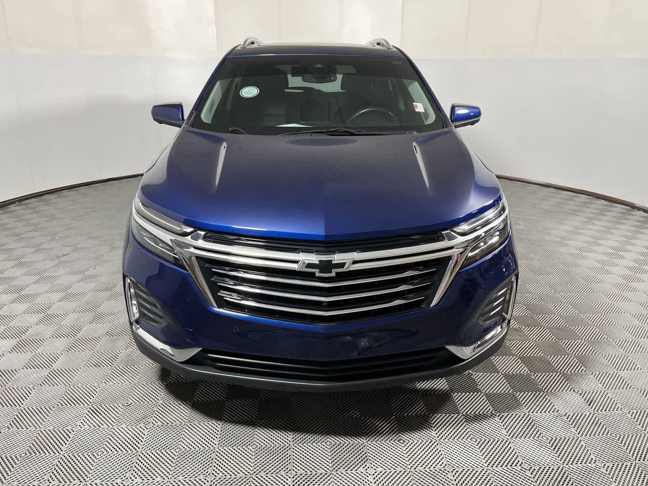 Used 2022 Chevrolet Equinox Premier AWD/4WD image 3
