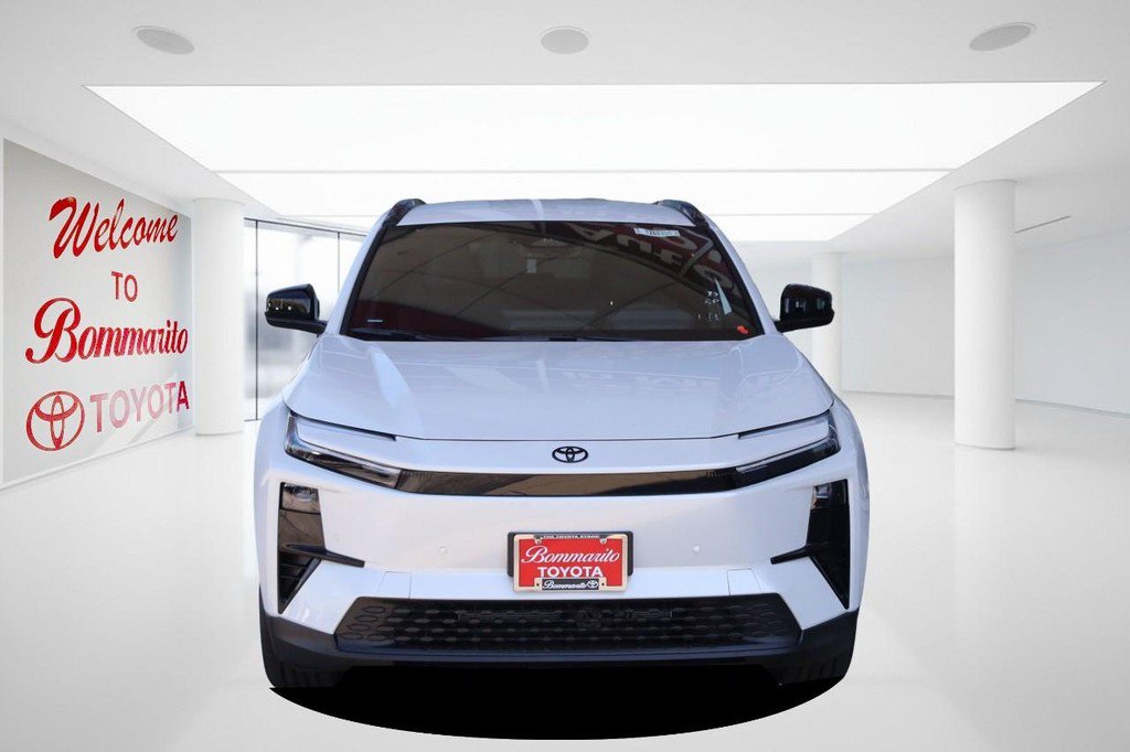 New 2026 Toyota C-HR AWD/4WD image 4