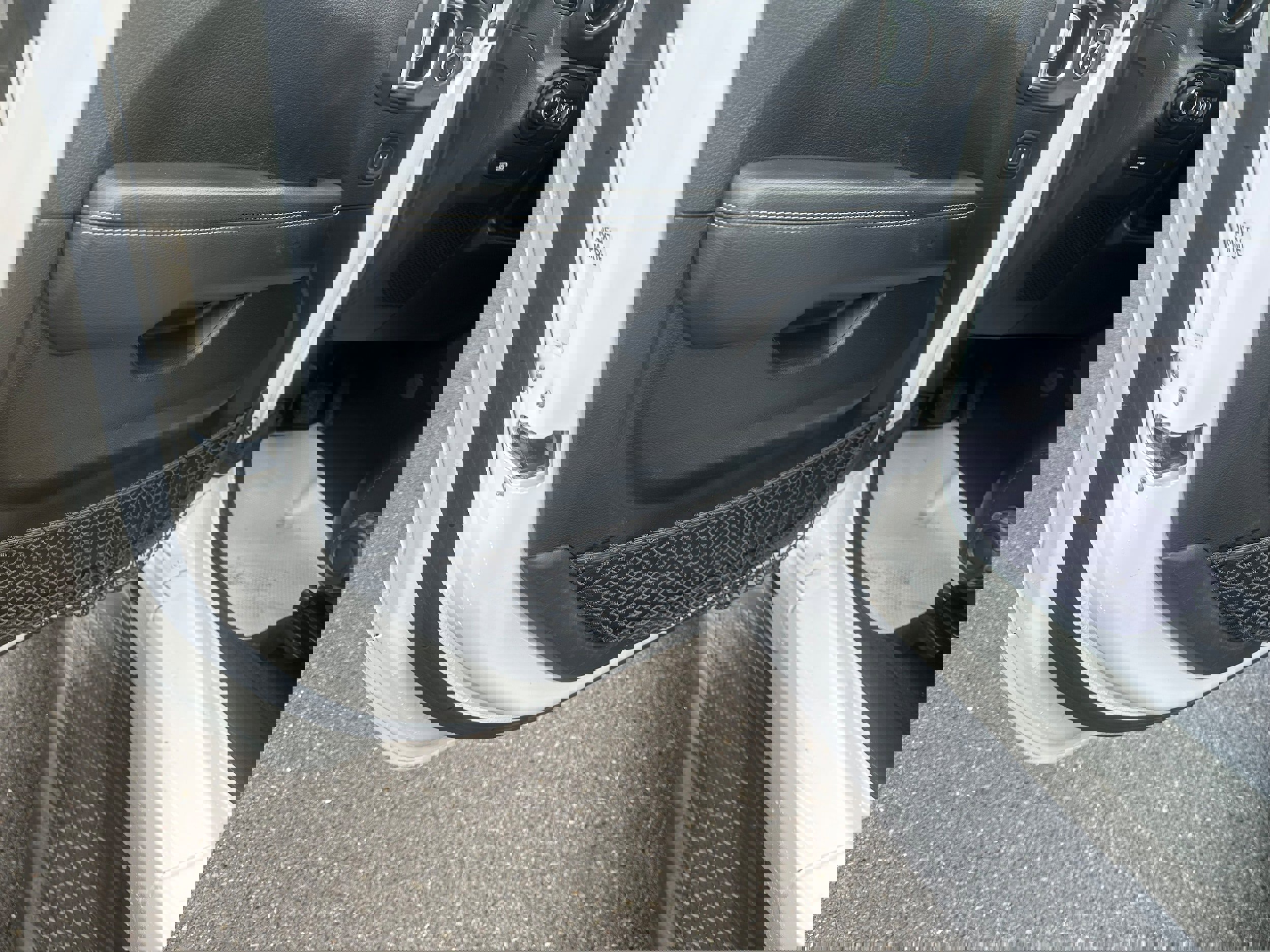 Used 2020 Jeep Gladiator Overland image 33