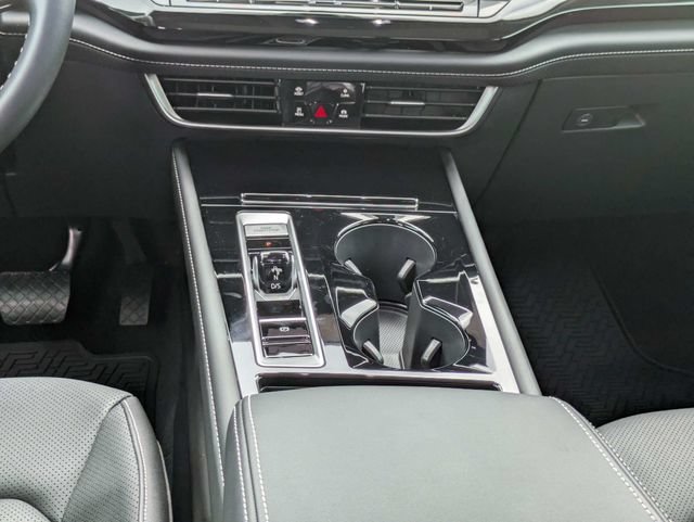 Certified 2026 Volkswagen Atlas SE FWD image 21