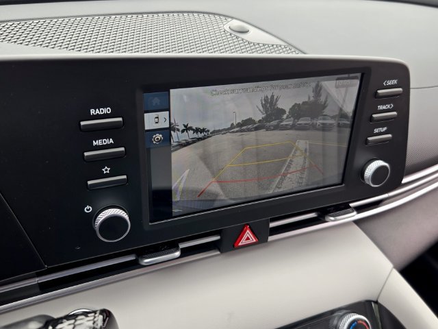 New 2026 Hyundai Elantra SEL Sport FWD image 10