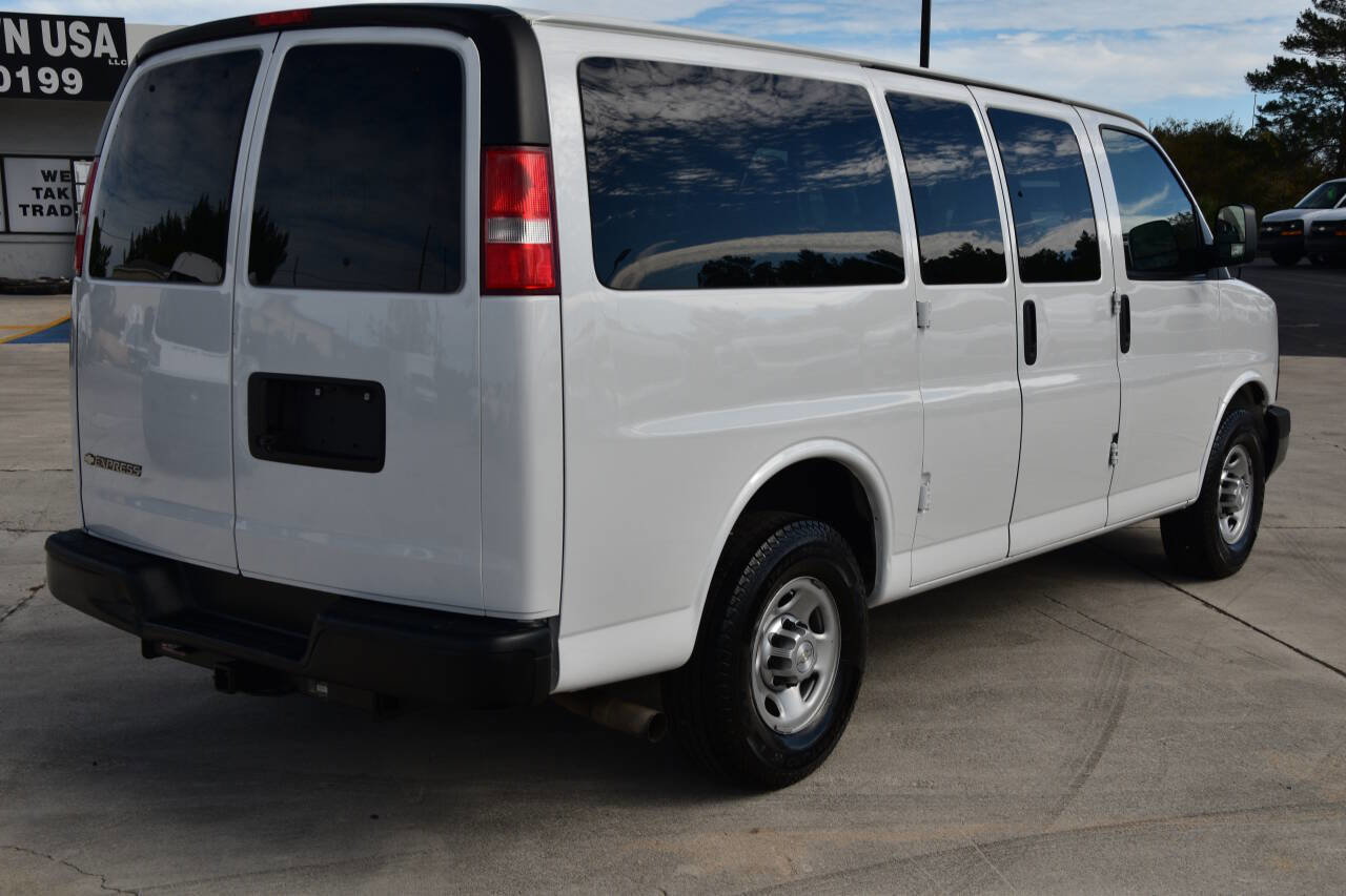 Used 2017 Chevrolet Express 2500 LS image 7