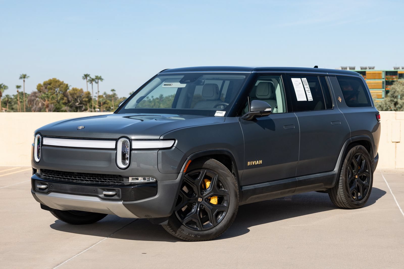 Used 2023 Rivian R1S Adventure AWD/4WD image 15