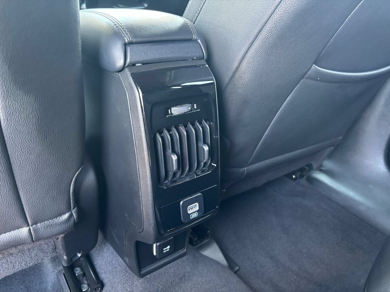 Used 2025 Jeep Compass Limited AWD/4WD image 22