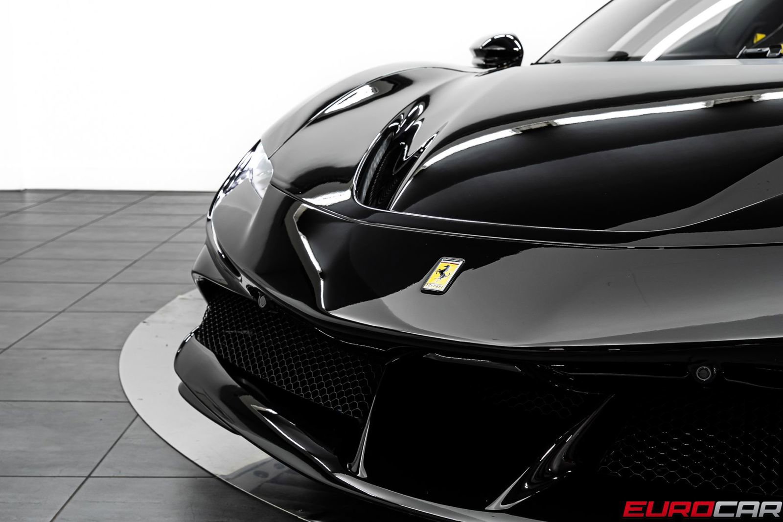 Used 2024 Ferrari SF90 Spider AWD/4WD image 17