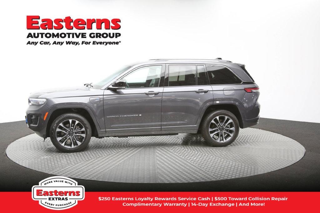 Used 2023 Jeep Grand Cherokee Overland AWD/4WD image 62