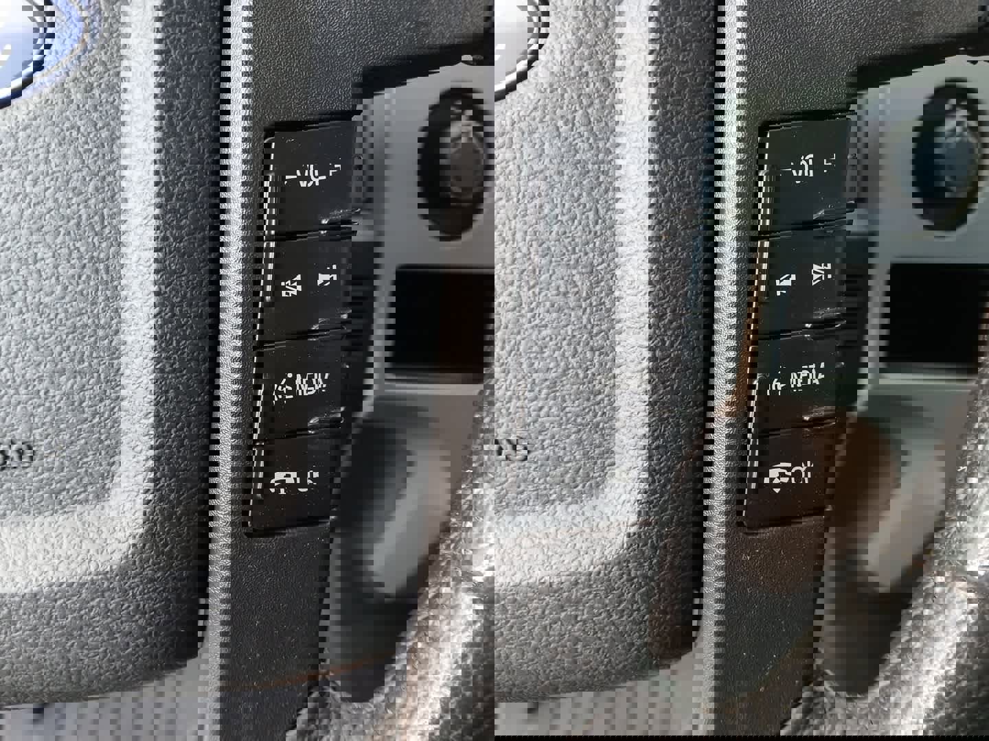 Used 2011 Ford F150 XLT w/ XLT Chrome Pkg AWD/4WD image 30