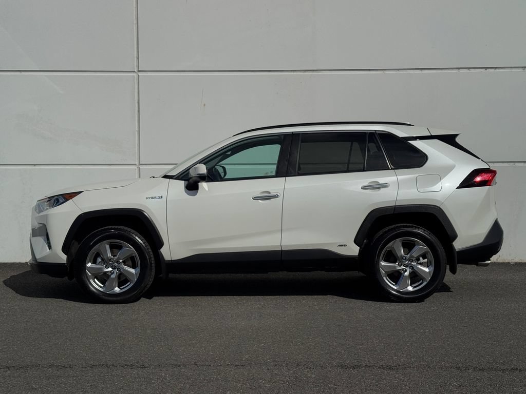 Certified 2021 Toyota RAV4 Limited AWD/4WD image 4