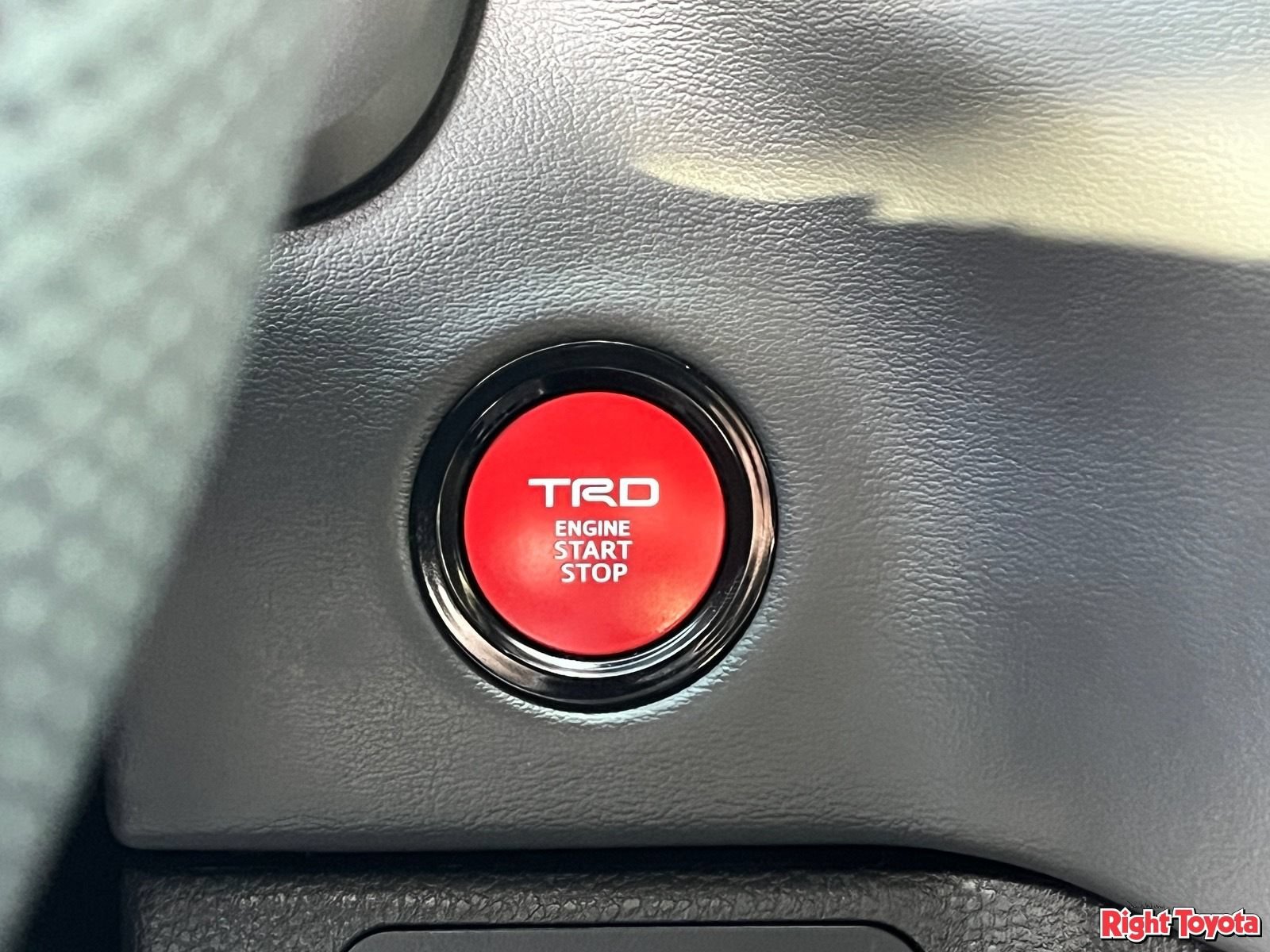Certified 2026 Toyota Tundra Platinum w/ TRD Off-Road Package AWD/4WD image 26