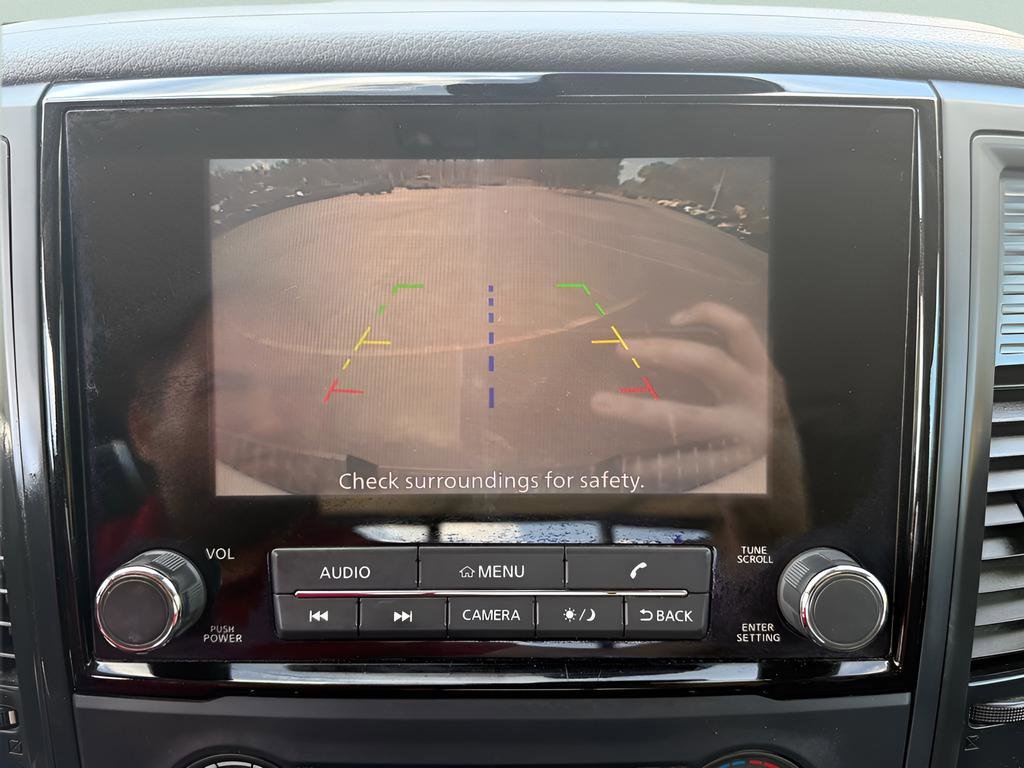 Used 2022 Nissan Titan S image 30