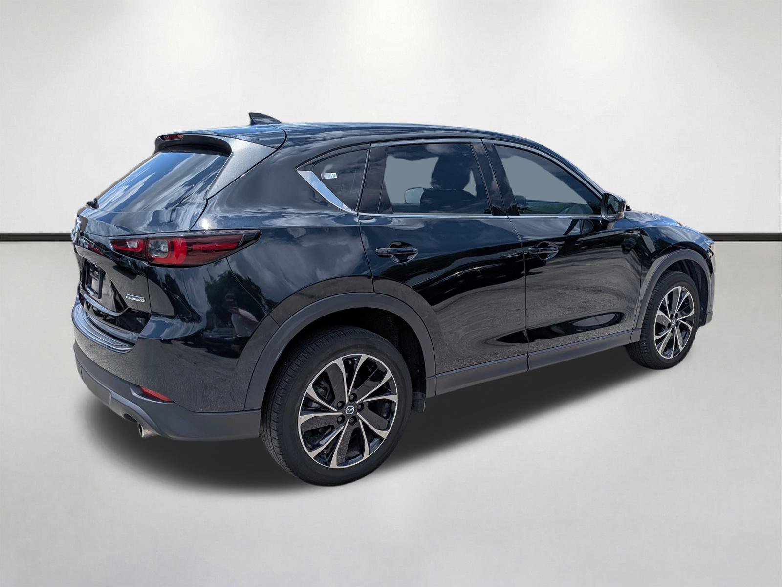 Used 2023 MAZDA CX-5 AWD 2.5 S w/ Premium Package image 4