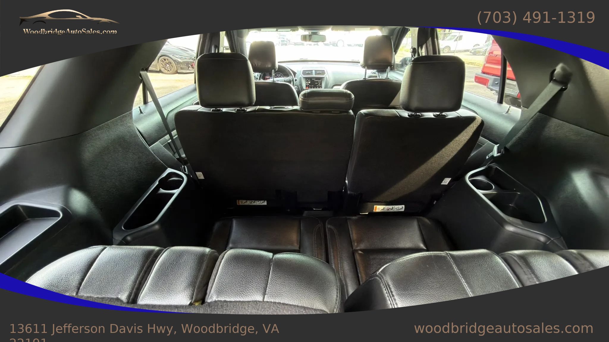 Used 2018 Ford Explorer XLT w/ Equipment Group 202A AWD/4WD image 17