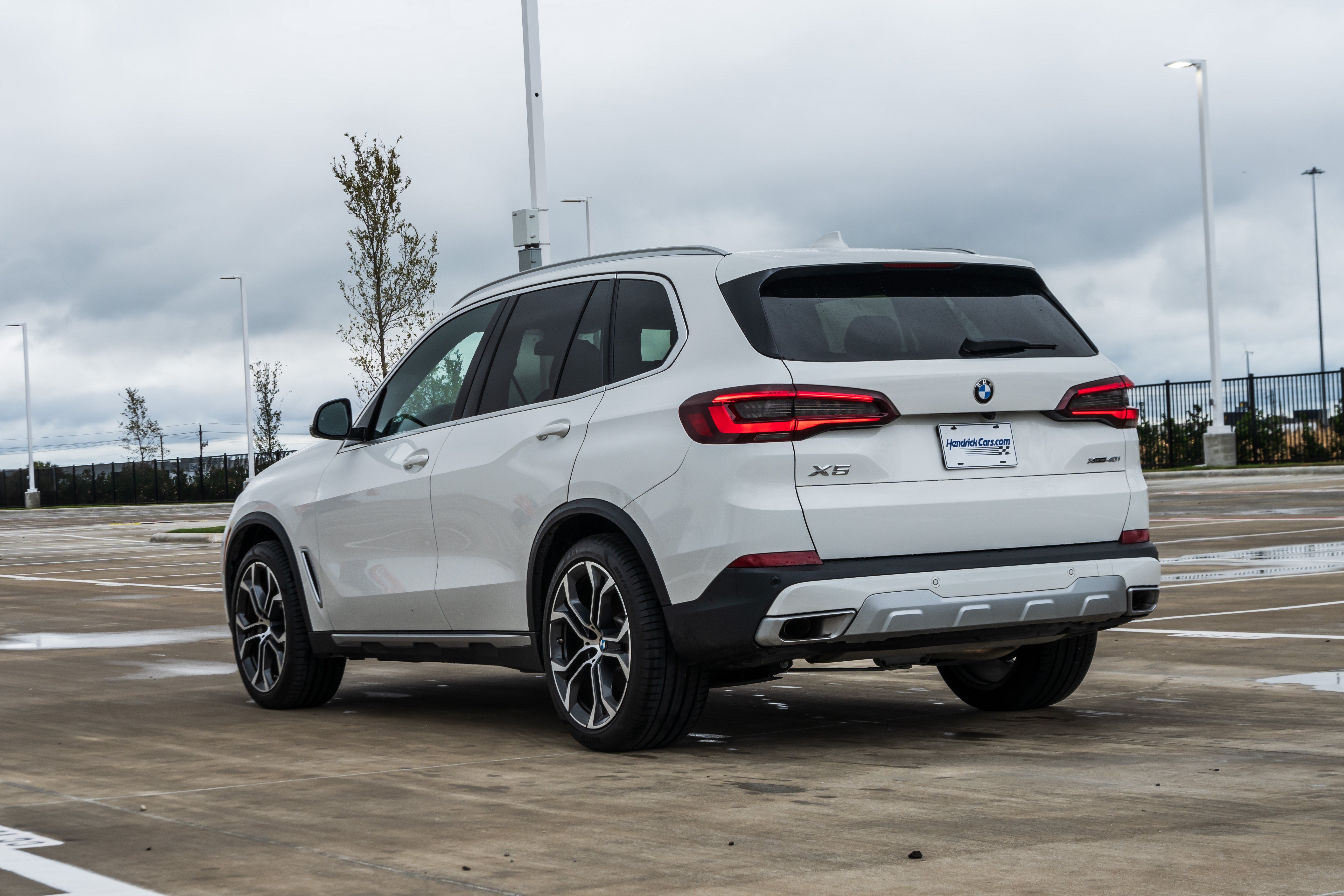 Certified 2023 BMW X5 xDrive40i w/ Parking Assistance Package AWD/4WD image 7