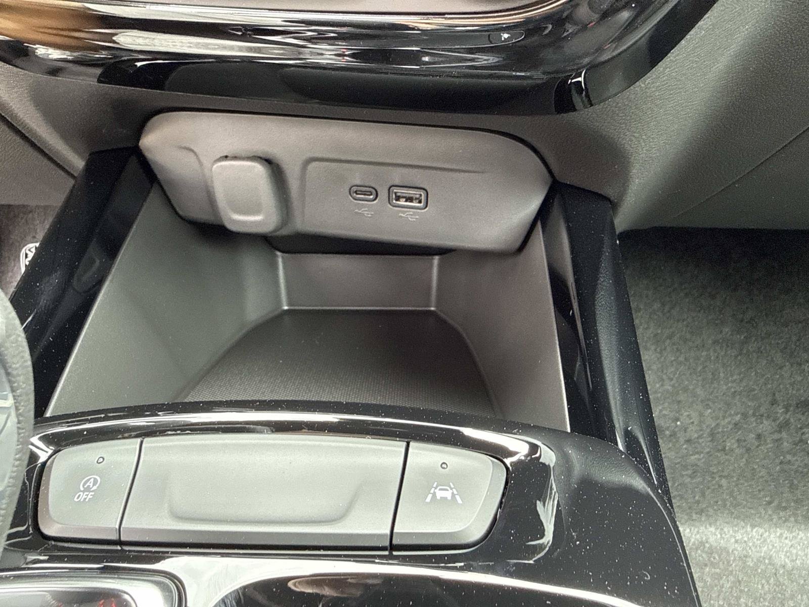 New 2026 Chevrolet Trax RS w/ Driver Confidence Package FWD image 26