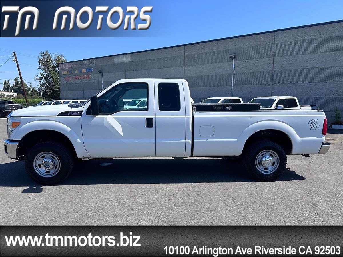Used 2014 Ford F250 XL w/ XL Appearance Package AWD/4WD image 3