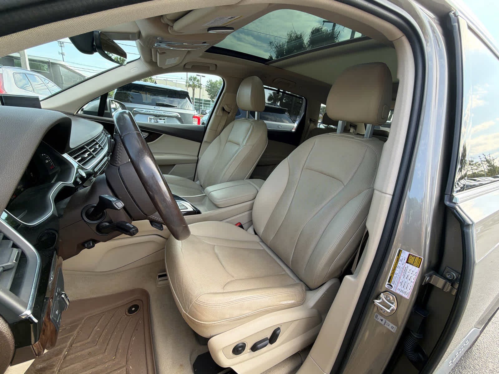 Used 2017 Audi Q7 3.0T Premium Plus AWD/4WD image 26
