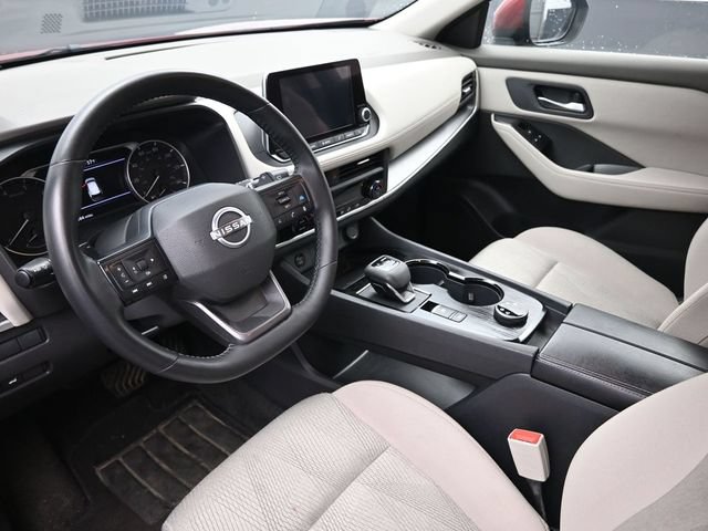 Used 2025 Nissan Rogue SV AWD/4WD image 22