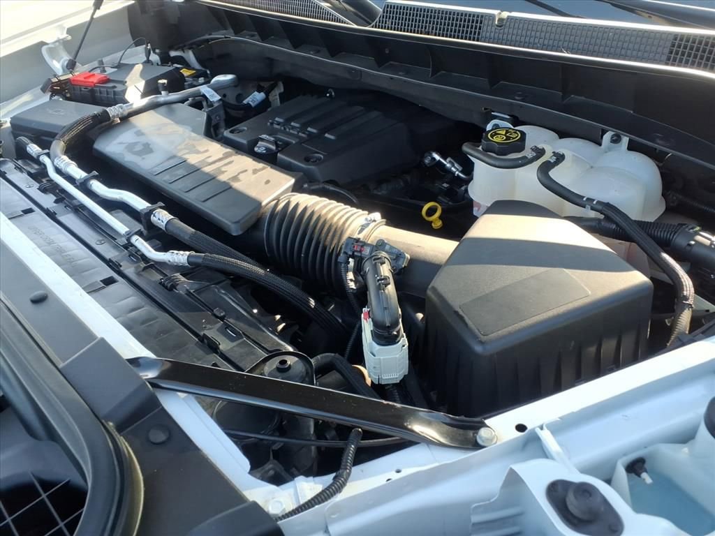 Used 2024 Chevrolet Silverado 1500 LT image 29