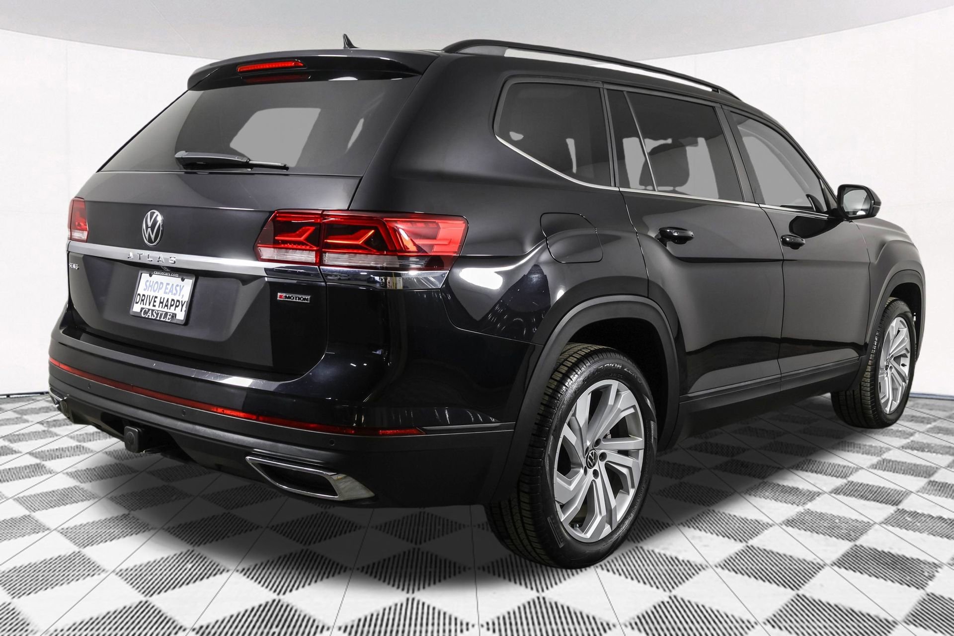 Used 2022 Volkswagen Atlas SE image 16