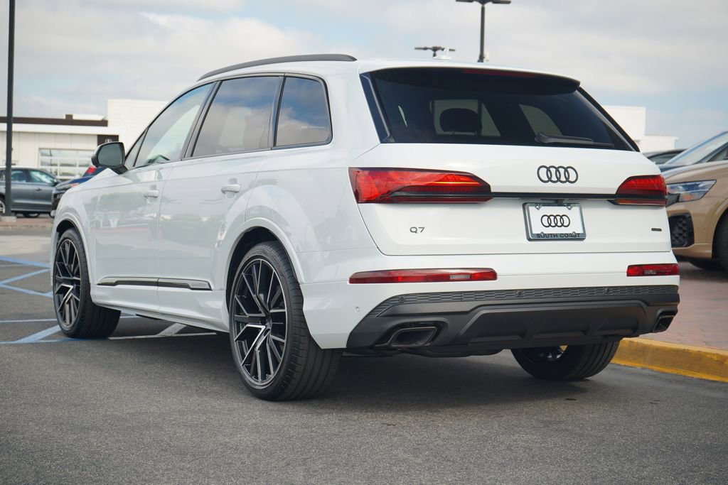 New 2025 Audi Q7 3.0T Prestige image 3