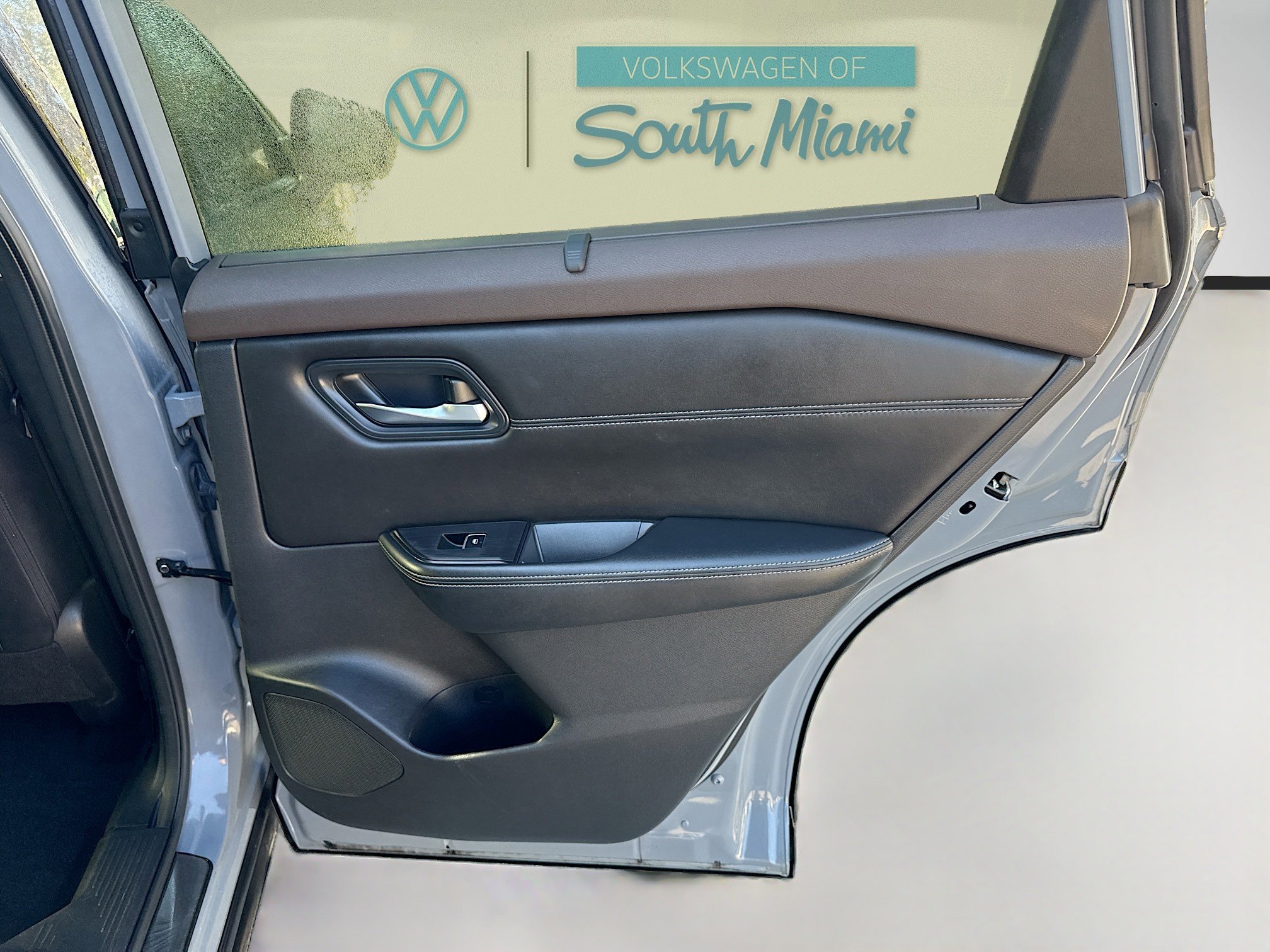 Used 2023 Nissan Rogue SL w/ SL Premium Package image 31