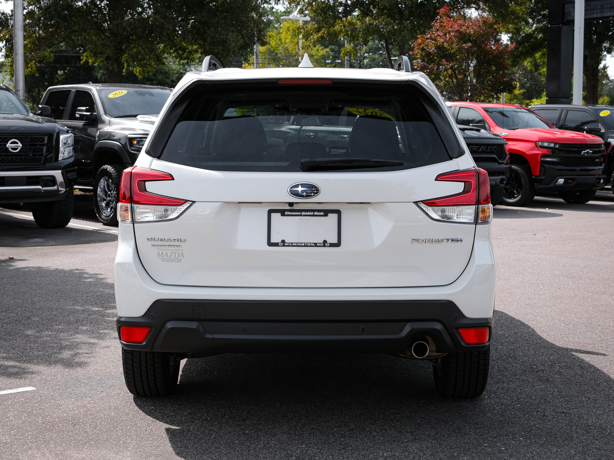 Used 2022 Subaru Forester Limited AWD/4WD image 9