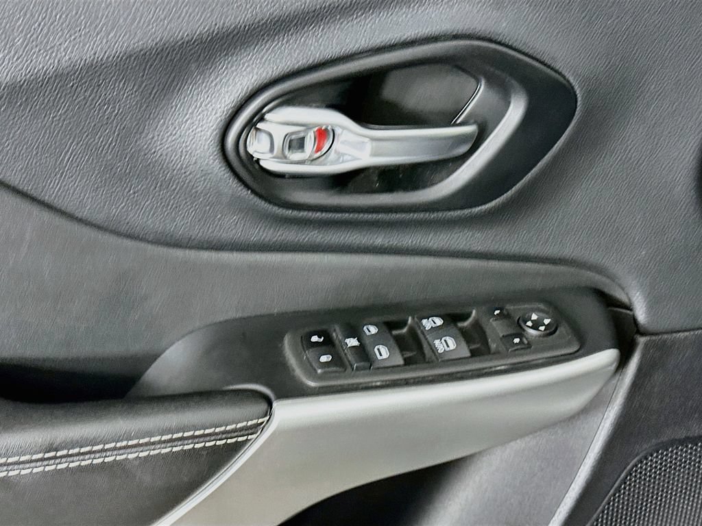 Certified 2022 Jeep Cherokee Latitude AWD/4WD image 25