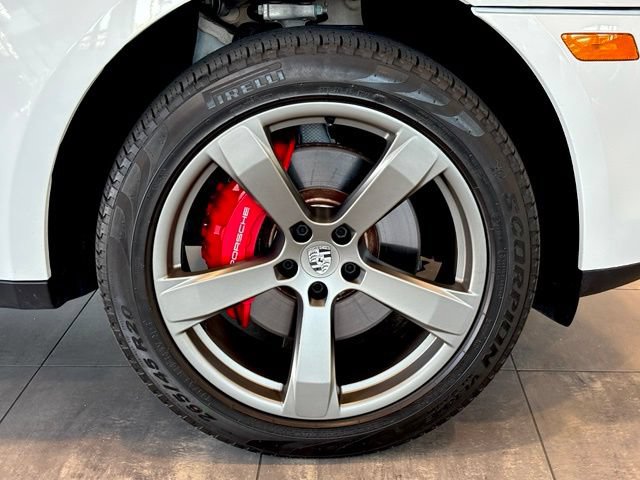 Used 2022 Porsche Macan S AWD/4WD image 40
