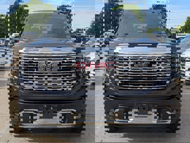 Certified 2025 GMC Sierra 1500 Denali w/ Technology Package image 2