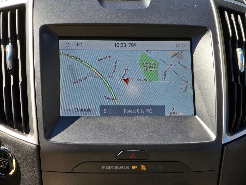 Used 2020 Ford Edge SEL w/ Convenience Package AWD/4WD image 4