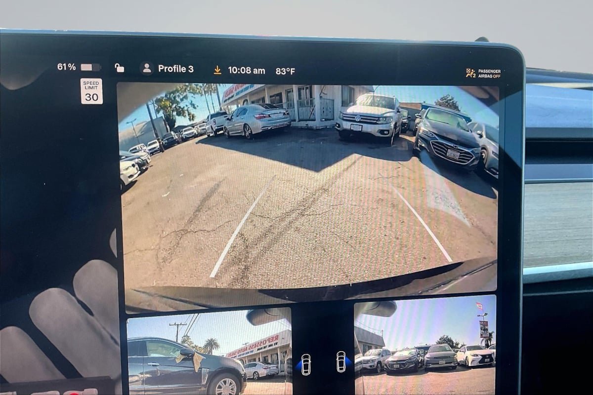 Used 2023 Tesla Model 3 Standard Range RWD image 21