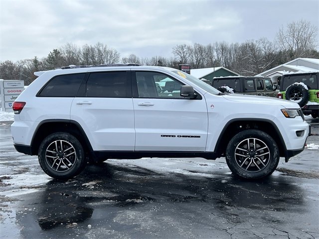 Used 2019 Jeep Grand Cherokee Trailhawk w/ Trailhawk Luxury Group image 52