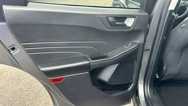 Certified 2022 Ford Escape SE w/ SE Sport Appearance Package image 14