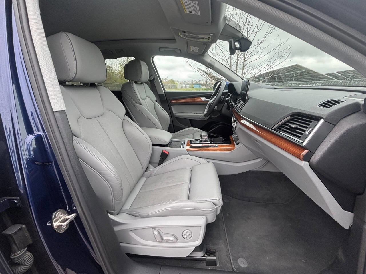 Used 2021 Audi Q5 Prestige AWD/4WD image 16
