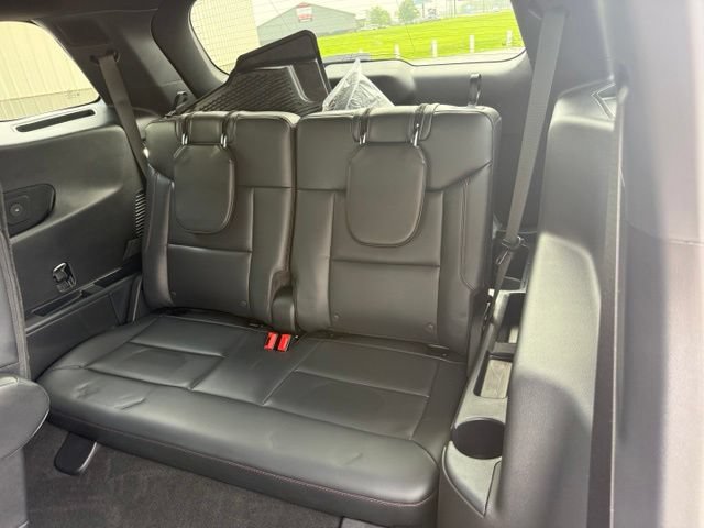 Used 2025 Ford Explorer ST-Line w/ Premium Package AWD/4WD image 19
